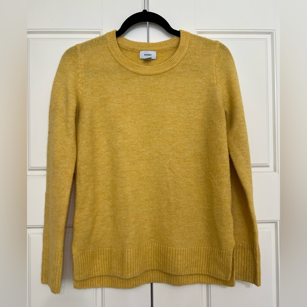 Old Navy Mustard Crewneck Sweater